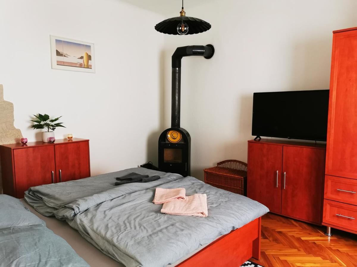 Lehel Apartman Keszthely Extérieur photo