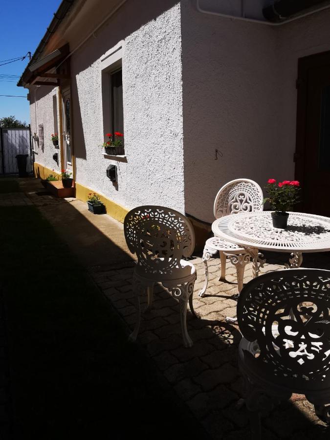 Lehel Apartman Keszthely Extérieur photo
