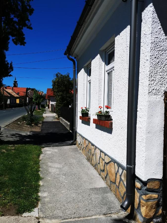 Lehel Apartman Keszthely Extérieur photo
